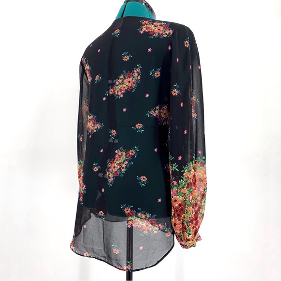 Cabi Blooming Blouse #3594, Floral Print Sheer Long Sleeve V-Neck Top, Medium - Picture 9 of 16